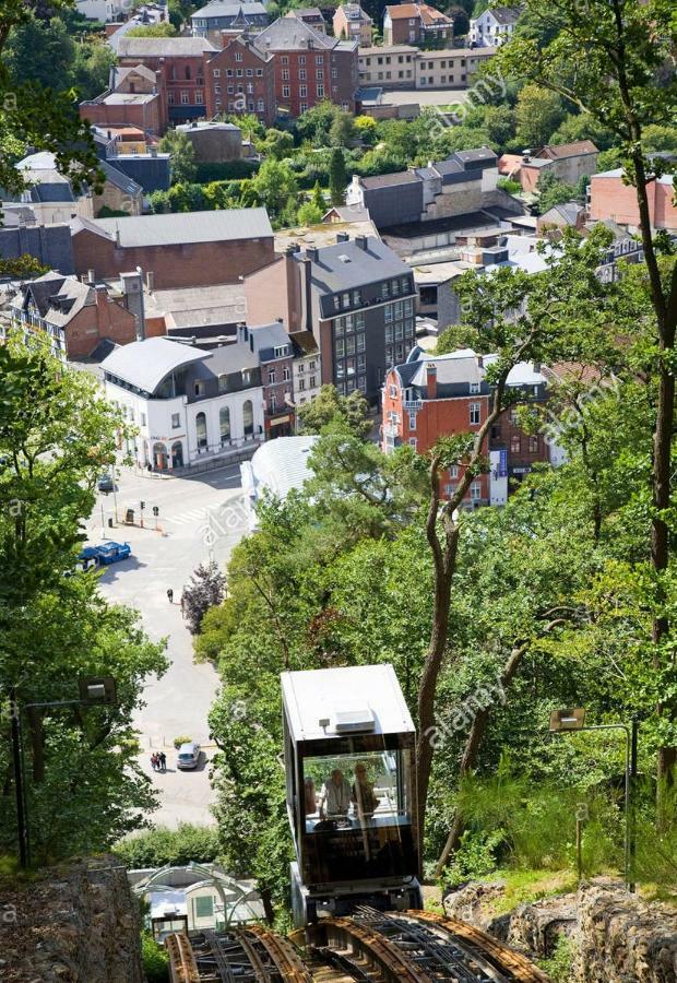 Aux Pieds Des Thermes Spa Buitenkant foto